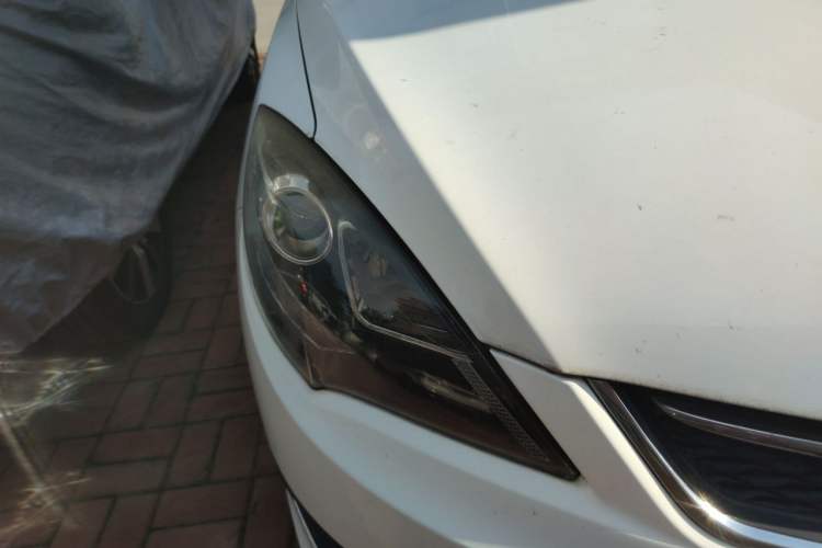 Used Chery Fengyun 2 2015 1.5L Manual New Edition Right Front Headlight