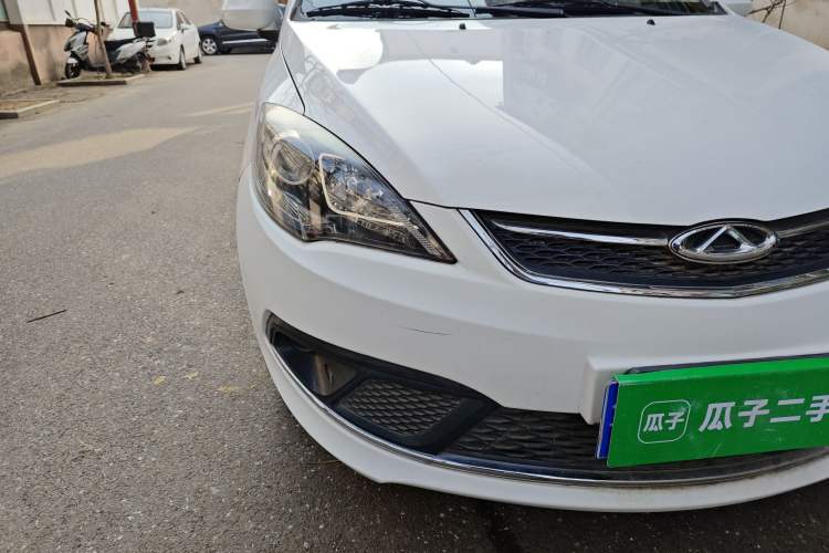 Used Chery Fengyun 2 2015 1.5L Manual New Edition Right Front Headlight