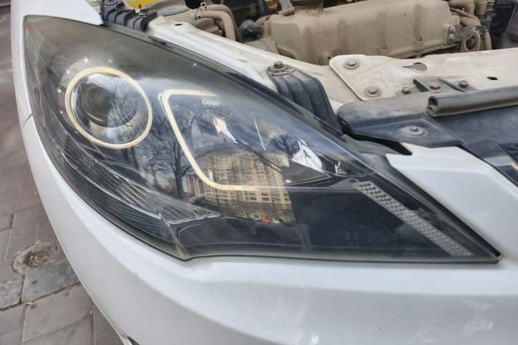 Used Chery Fengyun 2 2015 1.5L Manual New Edition Right Front Headlight