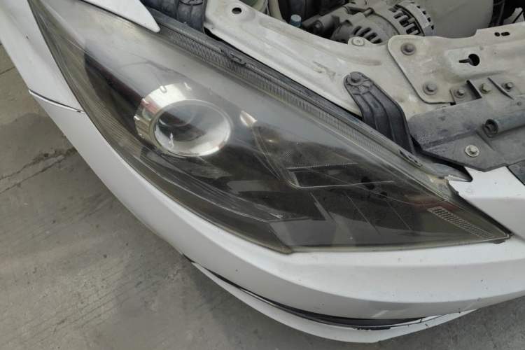 Used Chery Fengyun 2 2015 1.5L Manual New Edition Right Front Headlight