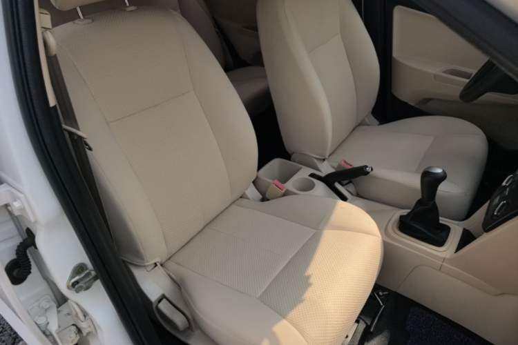Used Chery Fengyun 2 2015 1.5L Manual New Edition Right Front Seat