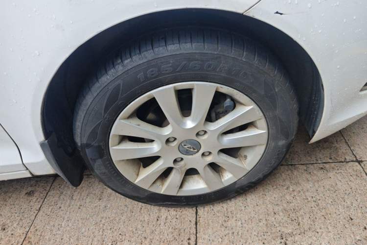 Used Chery Fengyun 2 2015 1.5L Manual New Edition Right Front Wheel Hub