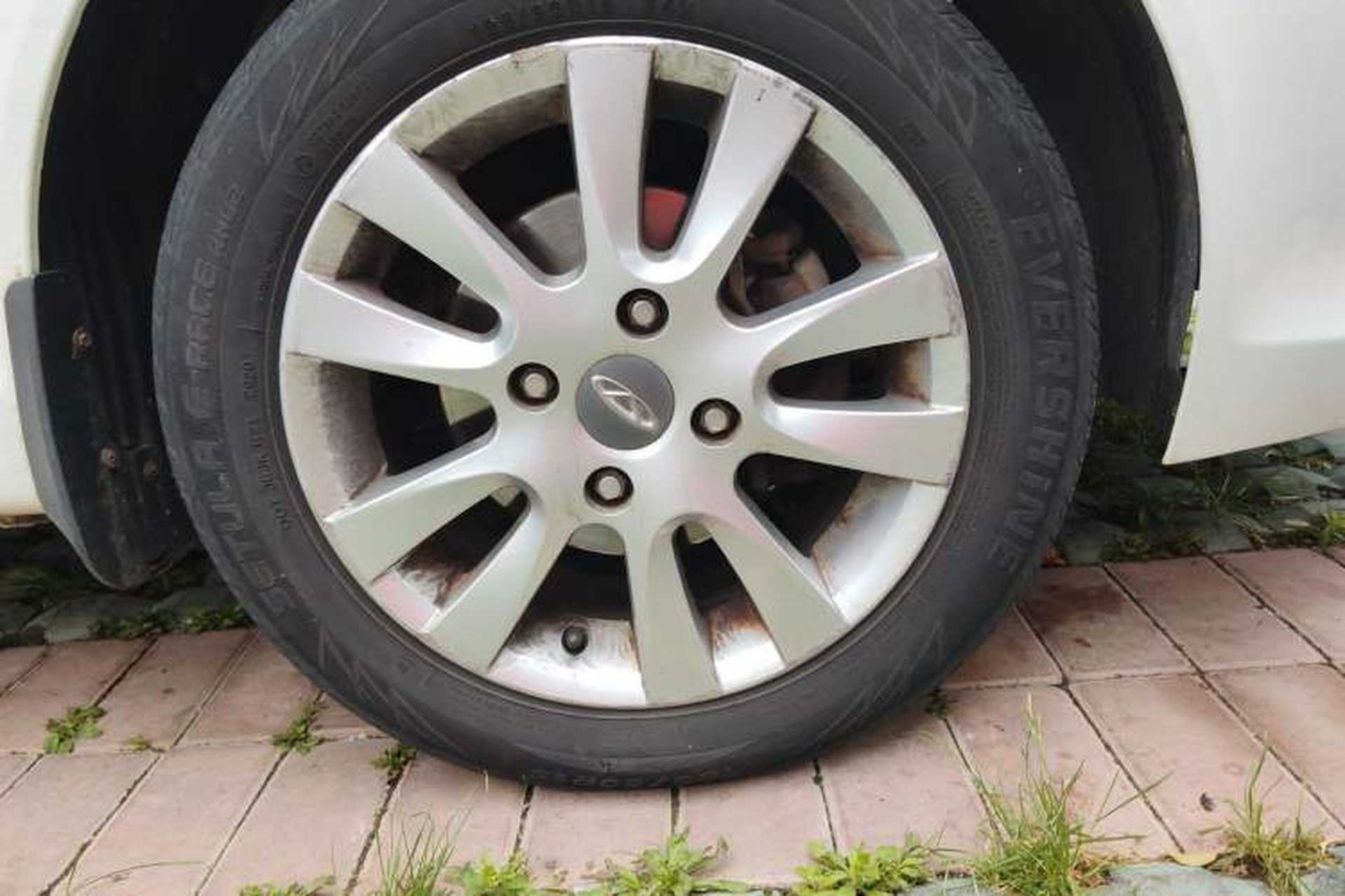 Used Chery Fengyun 2 2015 1.5L Manual New Edition Right Front Wheel Hub