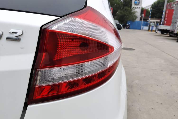 Used Chery Fengyun 2 2015 1.5L Manual New Edition Right Rear Taillight