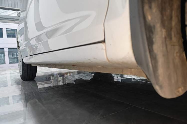 Used Chery Fengyun 2 2015 1.5L Manual New Edition Right Side Sill