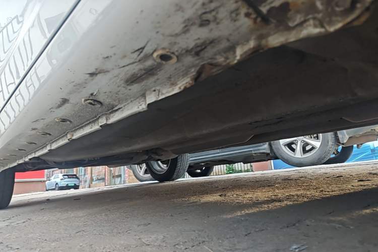 Used Chery Fengyun 2 2015 1.5L Manual New Edition Right Side Sill