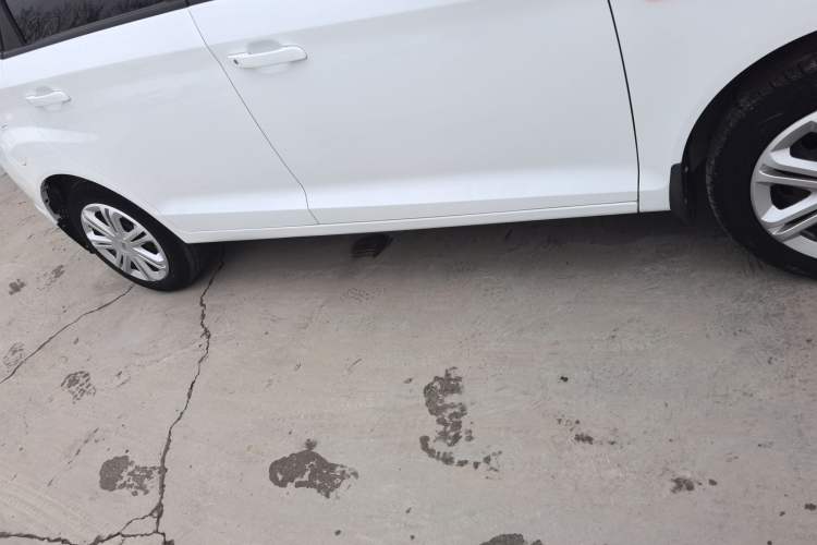 Used Chery Fengyun 2 2015 1.5L Manual New Edition Right Side Sill