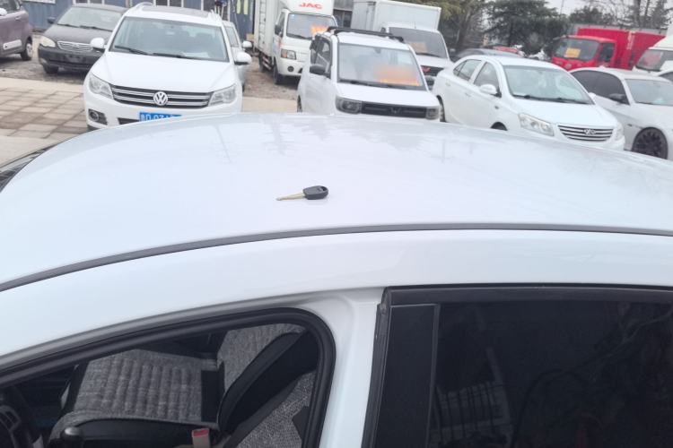 Used Chery Fengyun 2 2015 1.5L Manual New Edition Roof
