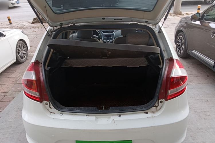 Used Chery Fengyun 2 2015 1.5L Manual New Edition Trunk