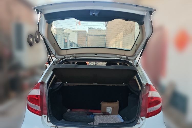 Used Chery Fengyun 2 2015 1.5L Manual New Edition Trunk