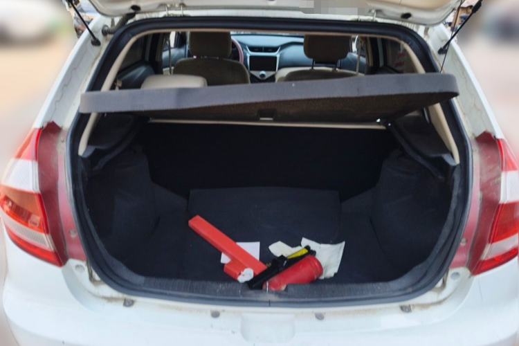 Used Chery Fengyun 2 2015 1.5L Manual New Edition Trunk