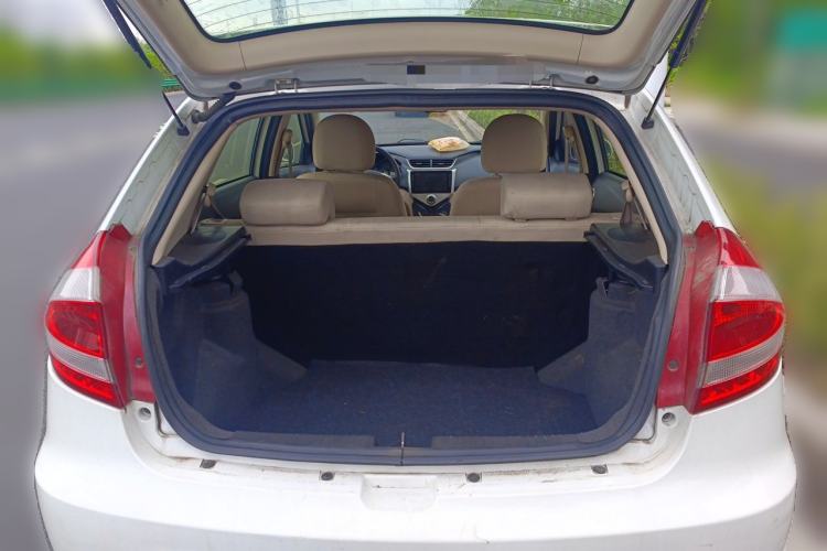 Used Chery Fengyun 2 2015 1.5L Manual New Edition Trunk