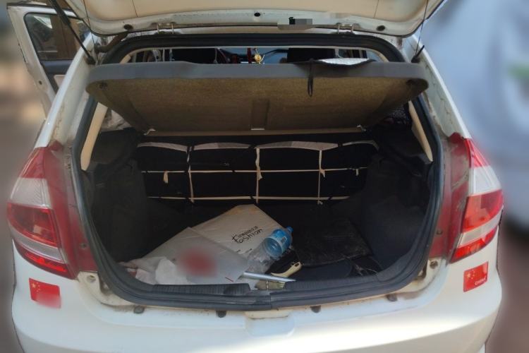 Used Chery Fengyun 2 2015 1.5L Manual New Edition Trunk