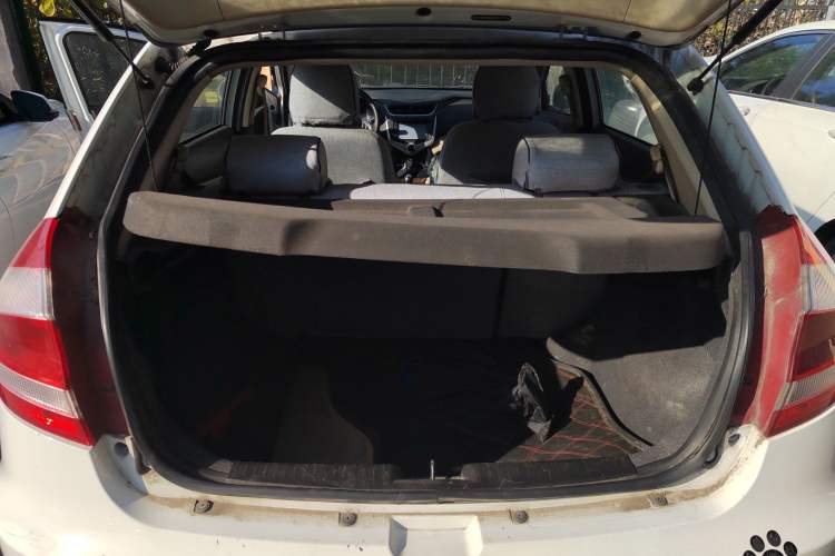 Used Chery Fengyun 2 2015 1.5L Manual New Edition Trunk