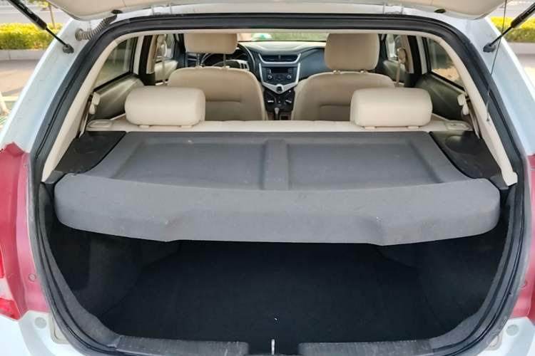 Used Chery Fengyun 2 2015 1.5L Manual New Edition Trunk