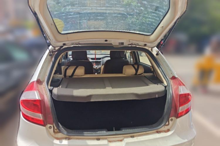 Used Chery Fengyun 2 2015 1.5L Manual New Edition Trunk