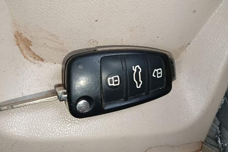 Used Chery Fengyun 2 2015 1.5L Manual New Edition Vehicle Key