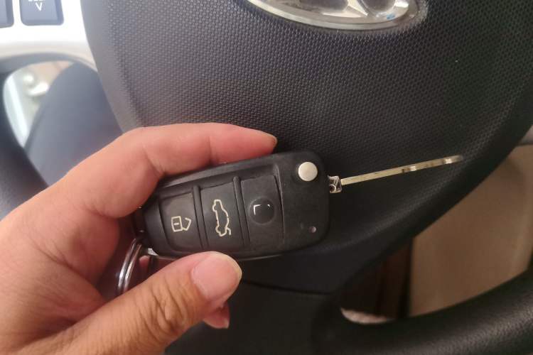 Used Chery Fengyun 2 2015 1.5L Manual New Edition Vehicle Key