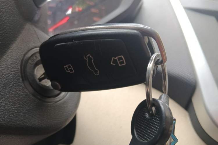 Used Chery Fengyun 2 2015 1.5L Manual New Edition Vehicle Key