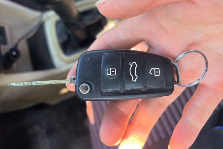 Used Chery Fengyun 2 2015 1.5L Manual New Edition Vehicle Key