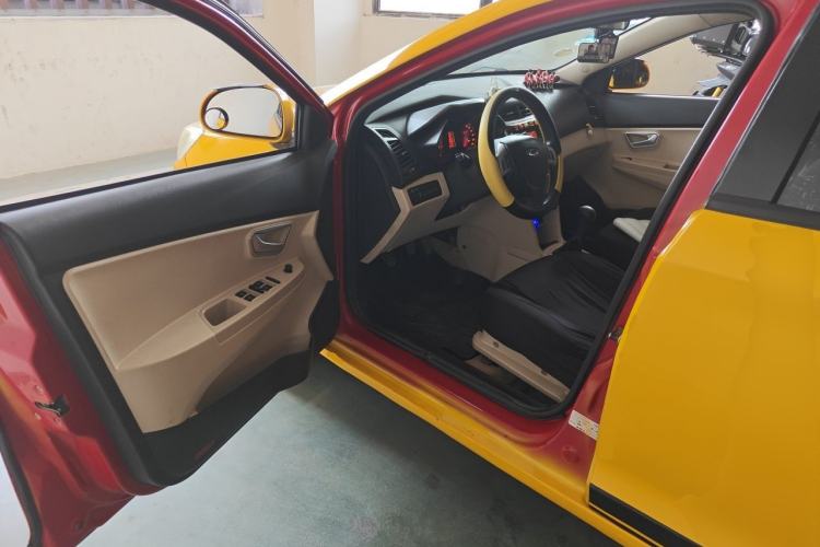 Used Chery Fengyun 2 2015 1.5L Manual New Edition Driver Seat