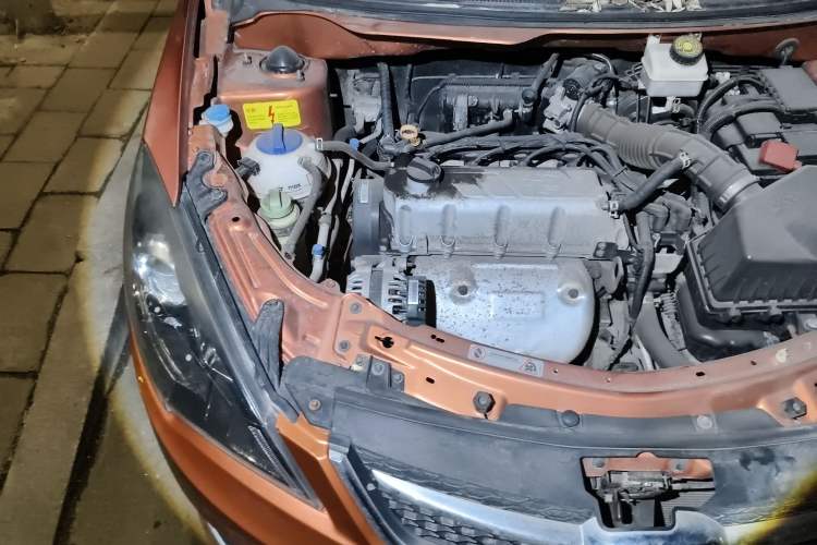 Used Chery Fengyun 2 2015 1.5L Manual New Edition Engine Bay Right
