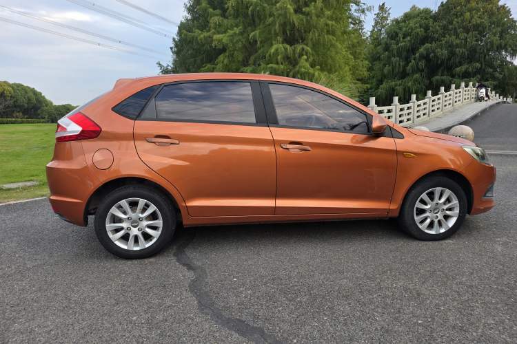 Used Chery Fengyun 2 2015 1.5L Manual New Edition Exterior 6