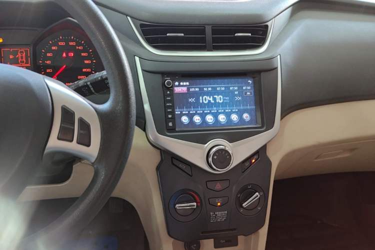 Used Chery Fengyun 2 2016 1.5L Manual Value Edition Audio And AC Panel