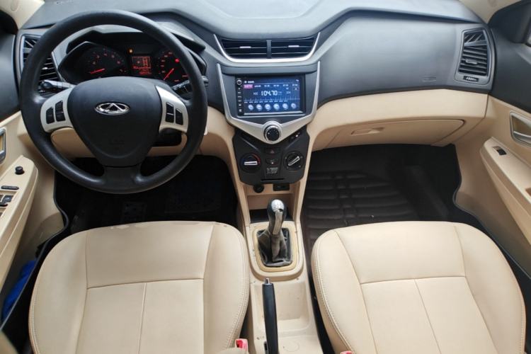 Used Chery Fengyun 2 2016 1.5L Manual Value Edition Center Console
