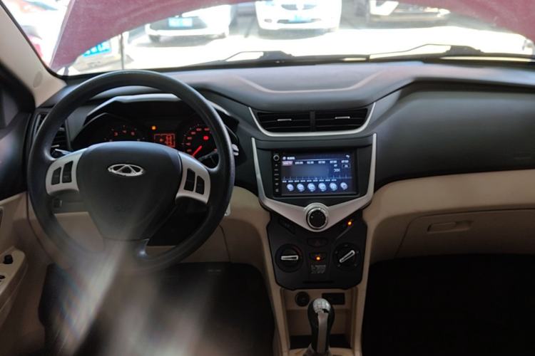 Used Chery Fengyun 2 2016 1.5L Manual Value Edition Center Console