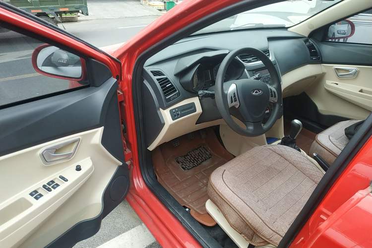 Used Chery Fengyun 2 2016 1.5L Manual Value Edition Driver Seat