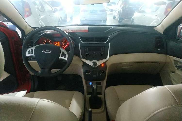 Used Chery Fengyun 2 2016 1.5L Manual Value Edition Interior 3