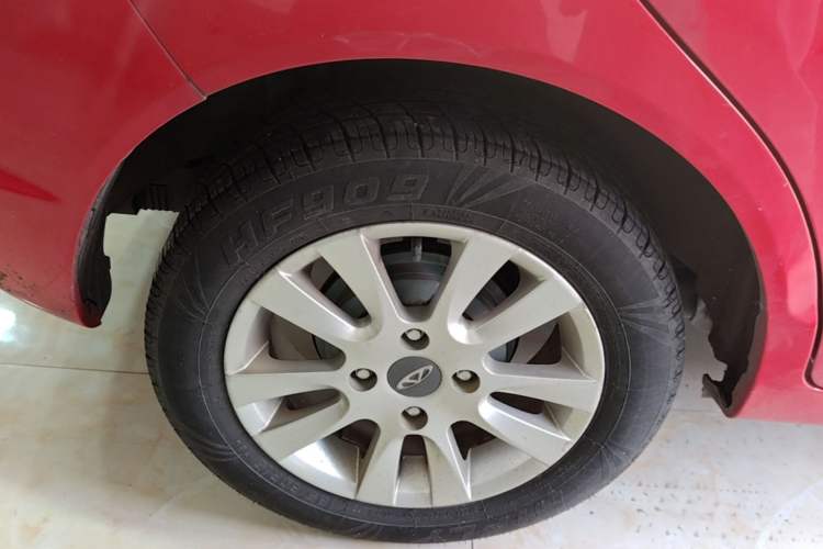 Used Chery Fengyun 2 2016 1.5L Manual Value Edition Right Rear Wheel Hub