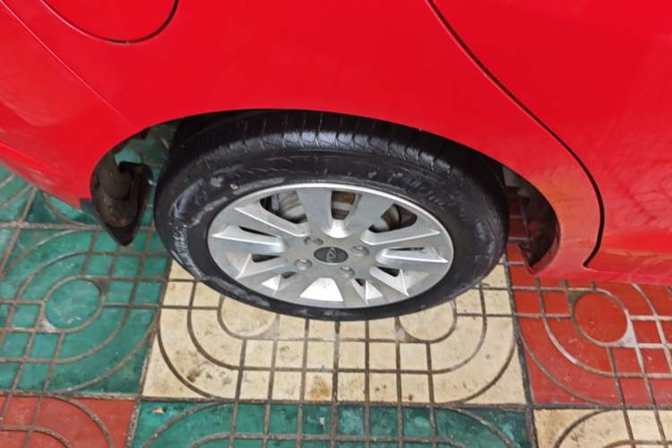 Used Chery Fengyun 2 2016 1.5L Manual Value Edition Right Rear Wheel Hub