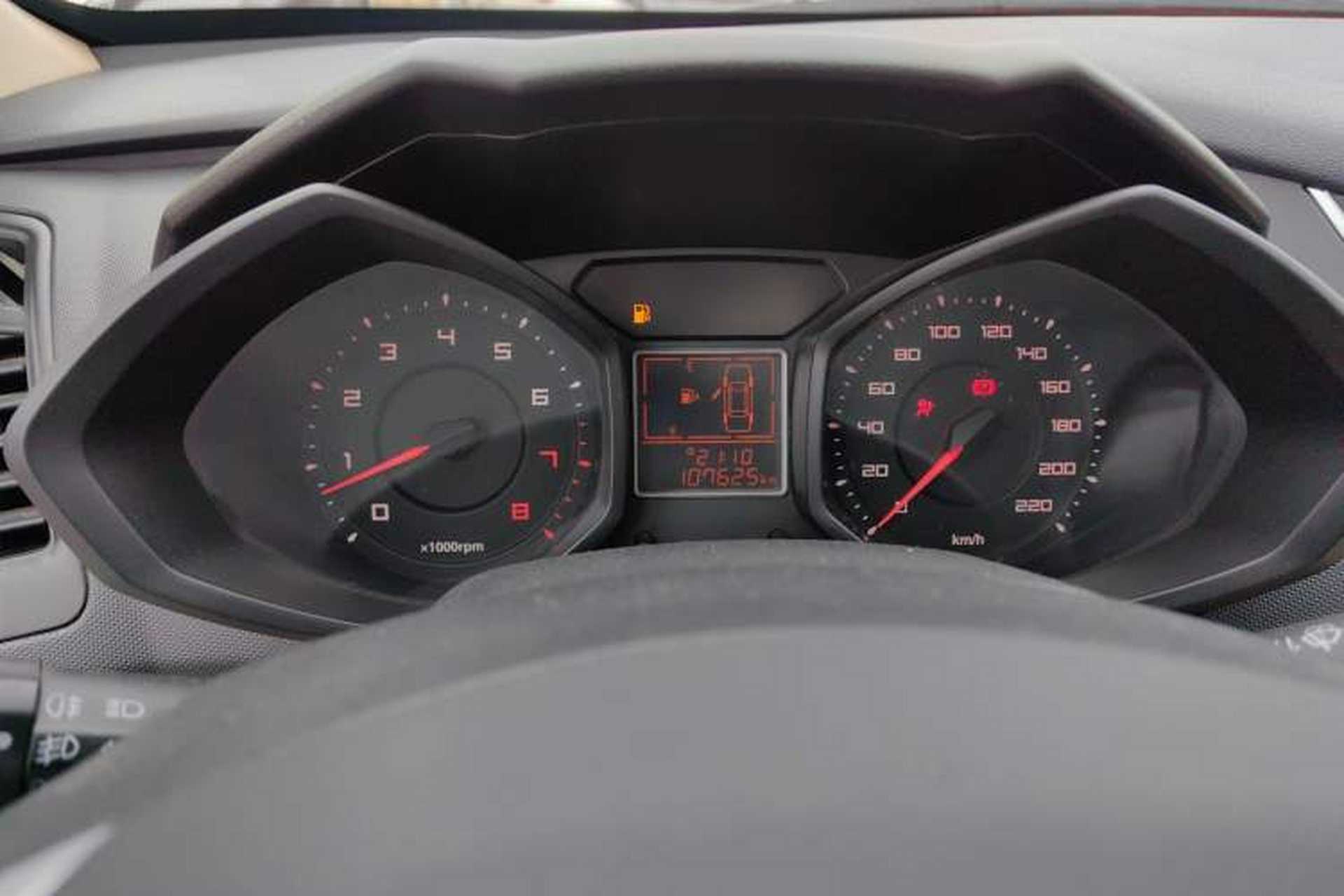 Used Chery Fengyun 2 2016 1.5L Manual Value Edition Instrument Cluster
