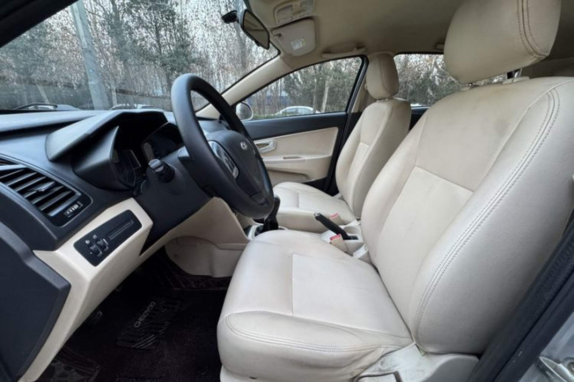 Used Chery Fengyun 2 2016 1.5L Manual Value Edition Interior 2