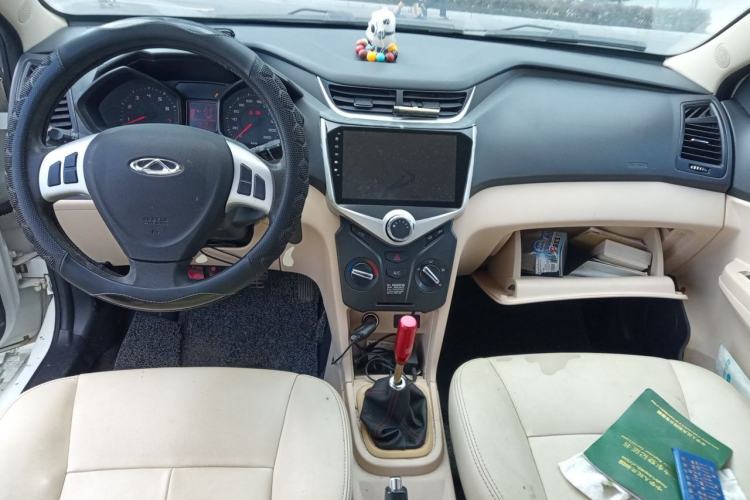 Used Chery Fengyun 2 2016 1.5L Manual Value Edition Center Console