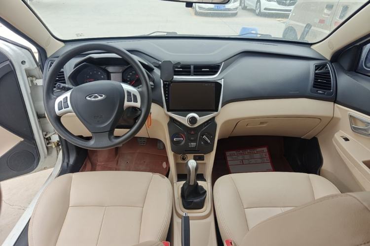 Used Chery Fengyun 2 2016 1.5L Manual Value Edition Center Console