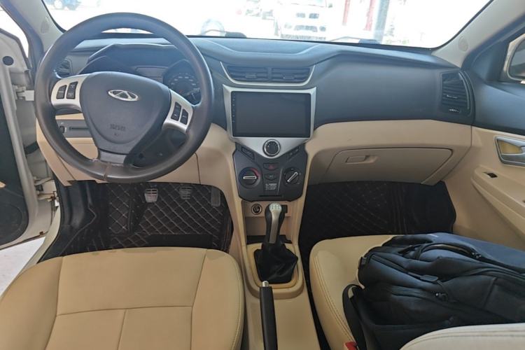 Used Chery Fengyun 2 2016 1.5L Manual Value Edition Center Console