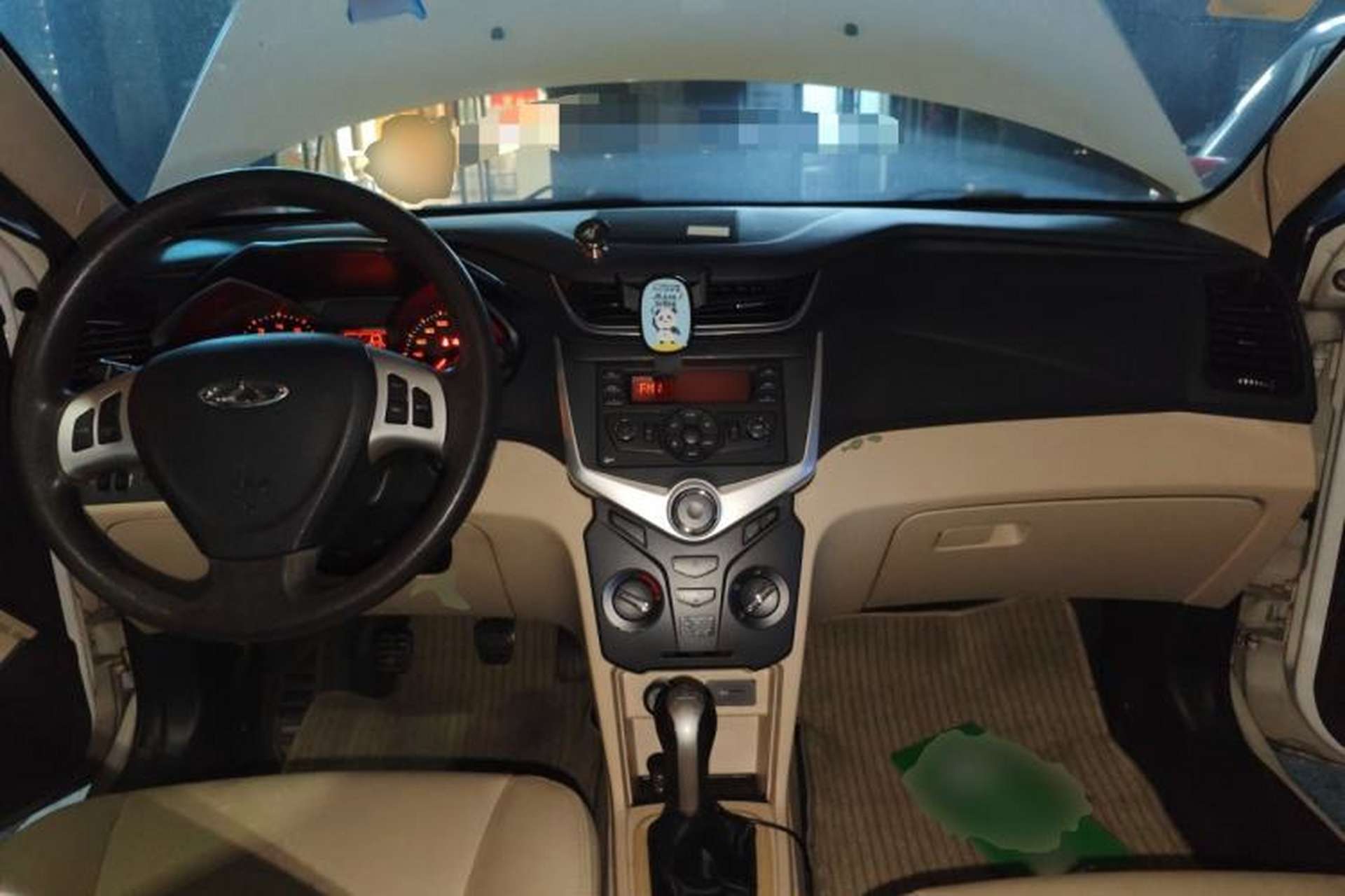 Used Chery Fengyun 2 2016 1.5L Manual Value Edition Center Console