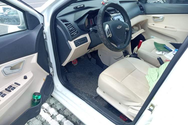 Used Chery Fengyun 2 2016 1.5L Manual Value Edition Driver Seat