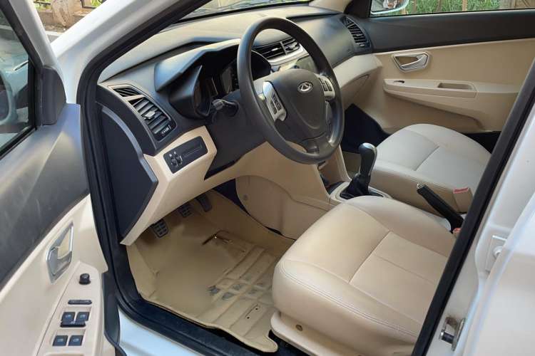 Used Chery Fengyun 2 2016 1.5L Manual Value Edition Driver Seat