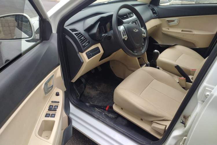 Used Chery Fengyun 2 2016 1.5L Manual Value Edition Driver Seat