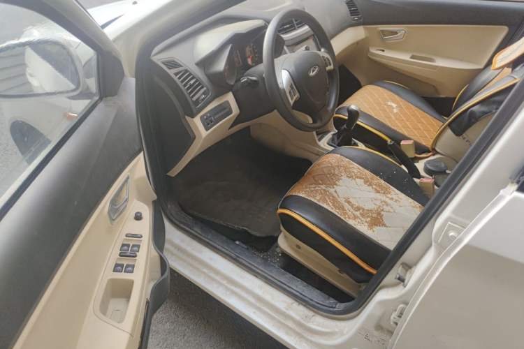Used Chery Fengyun 2 2016 1.5L Manual Value Edition Driver Seat