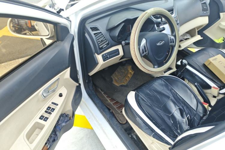 Used Chery Fengyun 2 2016 1.5L Manual Value Edition Driver Seat