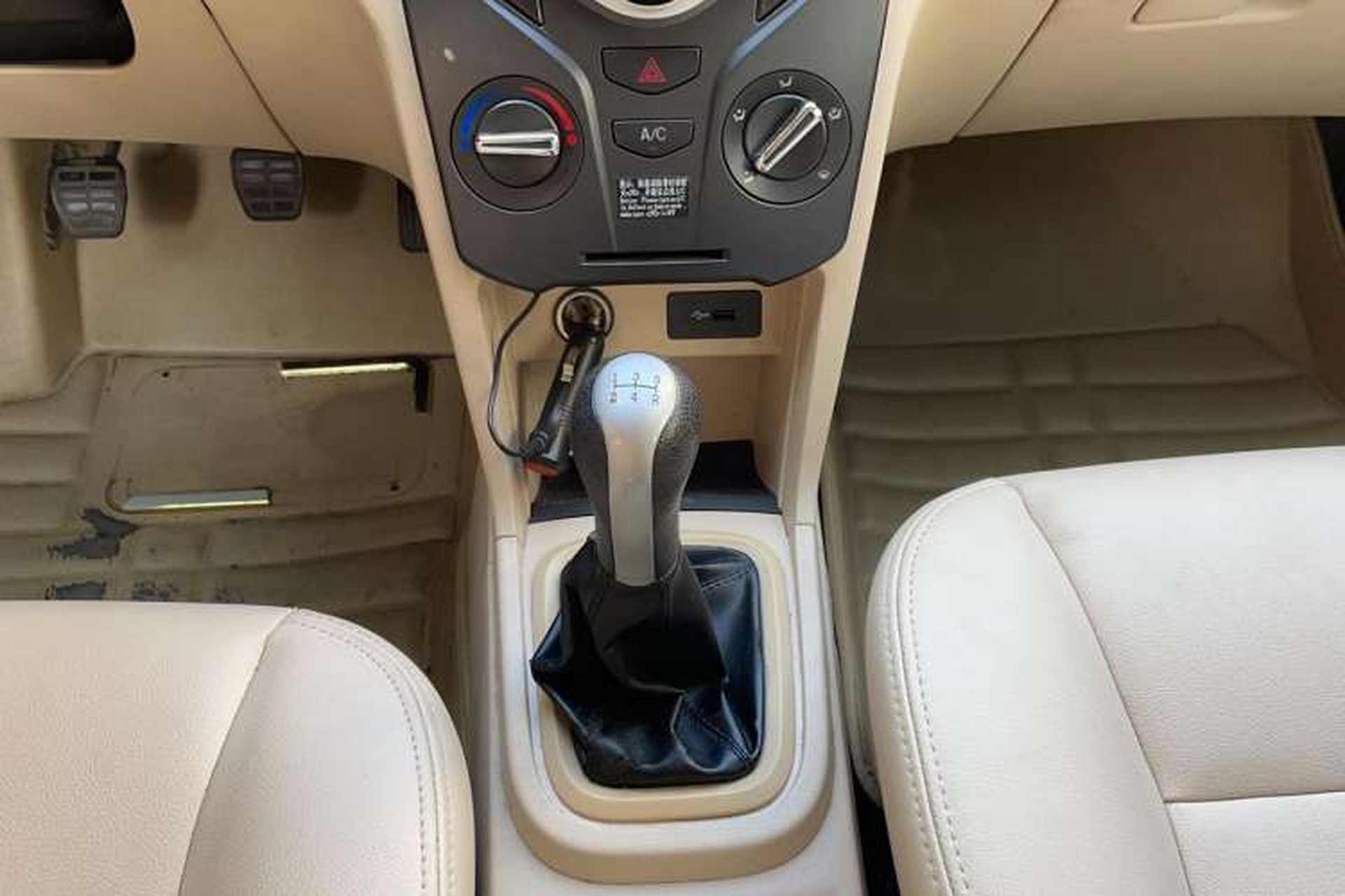Used Chery Fengyun 2 2016 1.5L Manual Value Edition Gear Lever