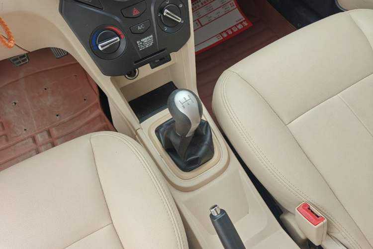 Used Chery Fengyun 2 2016 1.5L Manual Value Edition Gear Lever