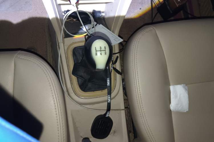 Used Chery Fengyun 2 2016 1.5L Manual Value Edition Gear Lever