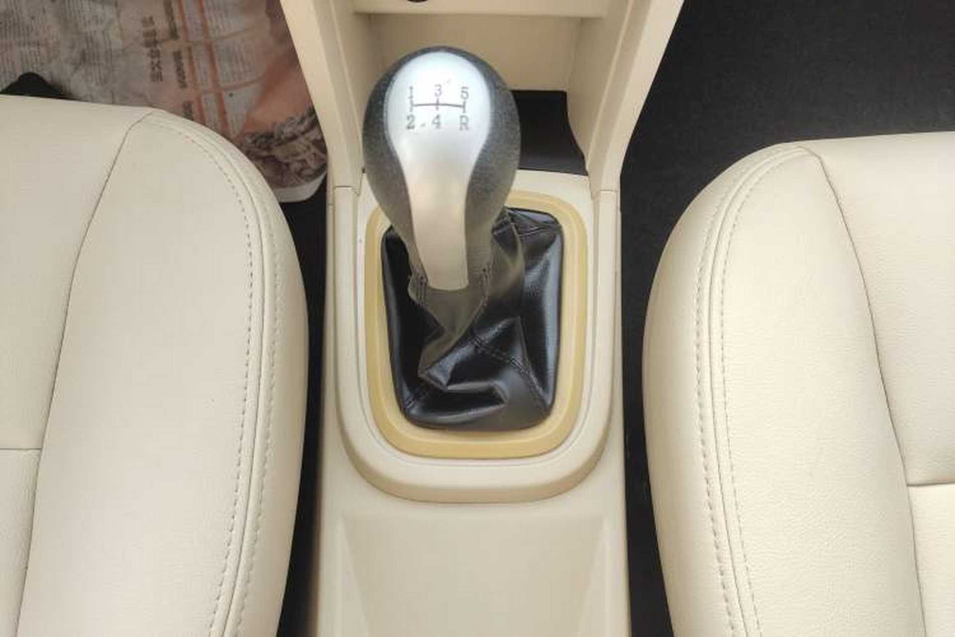 Used Chery Fengyun 2 2016 1.5L Manual Value Edition Gear Lever