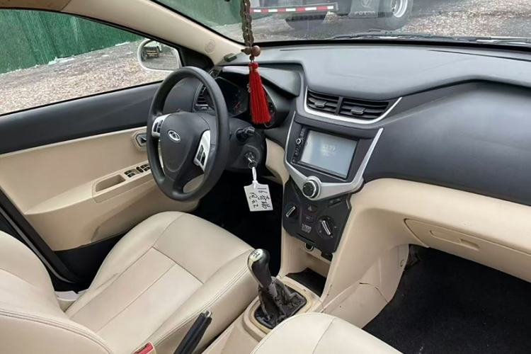 Used Chery Fengyun 2 2016 1.5L Manual Value Edition Interior 1